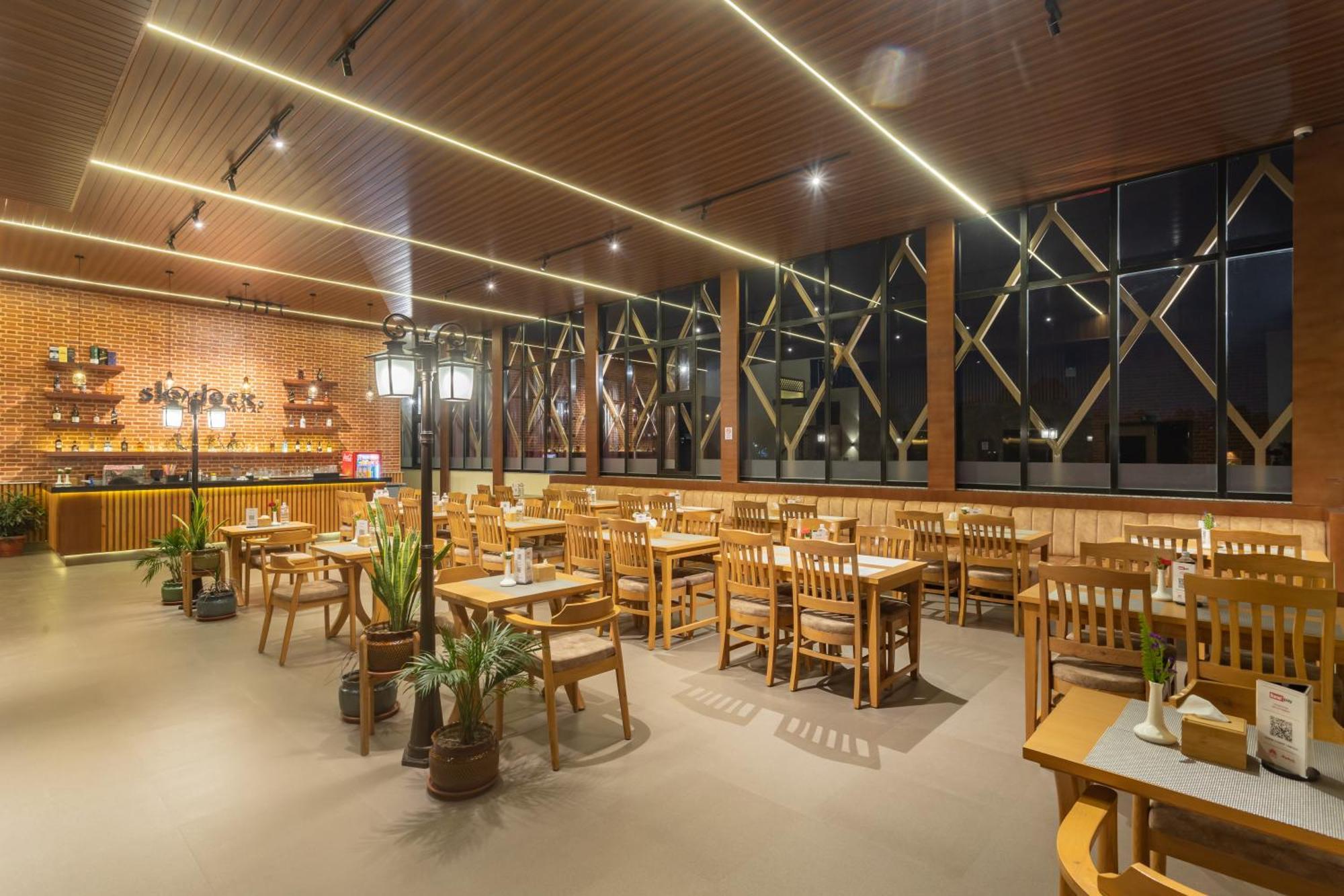 Hotel Crystal Pashupati Kathmandu Exterior photo
