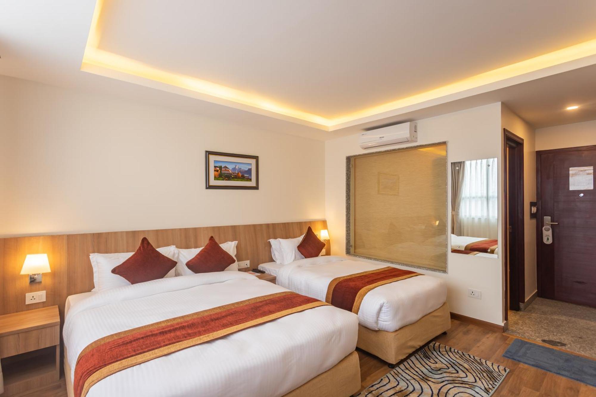 Hotel Crystal Pashupati Kathmandu Exterior photo